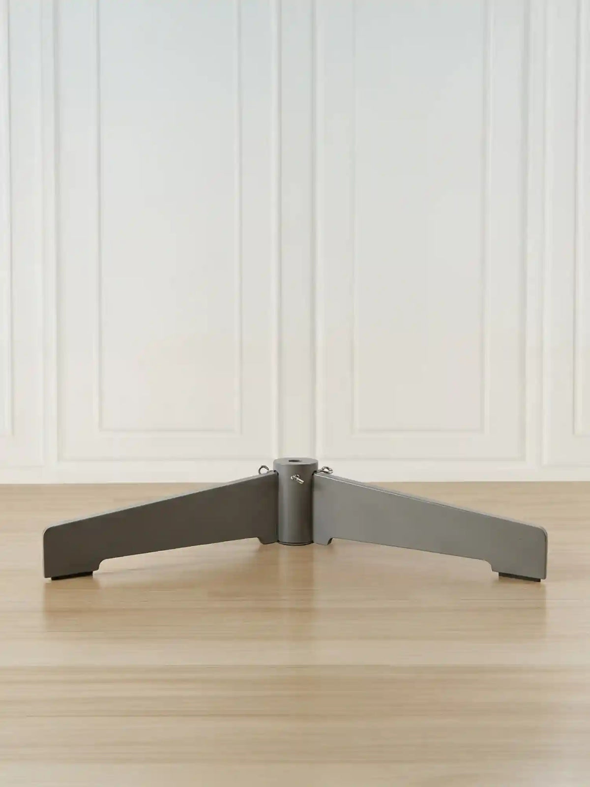 ArtiTree wooden stand