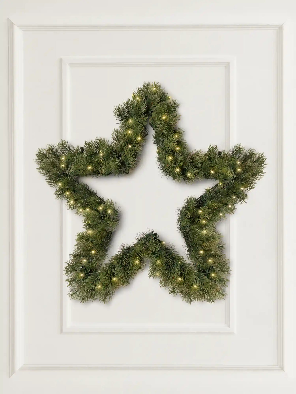 Artificial Christmas wreath in a star shape, 40cm, with LED lights by ArtiTree