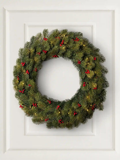 Kunstkerstkrans van 60 cm met rode bessen en ledverlichting van ArtiTree